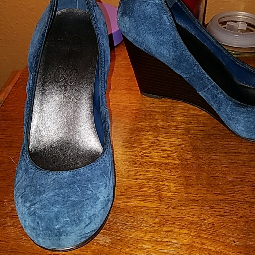 Jessica Simpson medium Blue wedges
